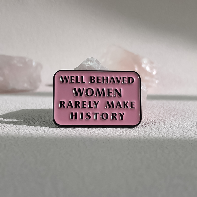 Well Behaved Women Rarely Make - Jewelry Making History ulasan dan harga